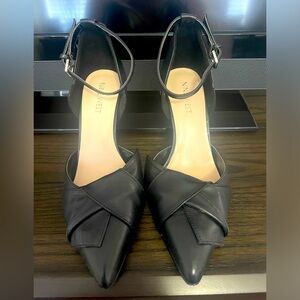 Nine West Black Heels Elegant and Versatile